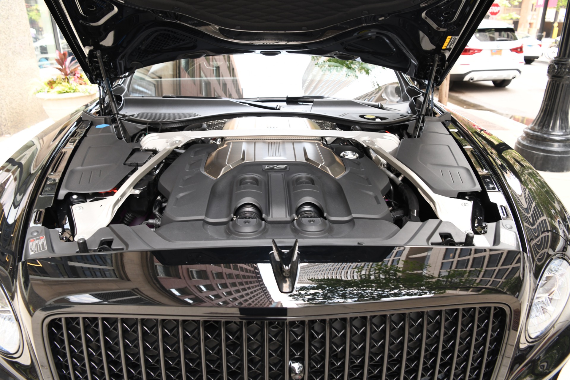 New 2021 Bentley Flying Spur V8 | St. Petersburg, FL