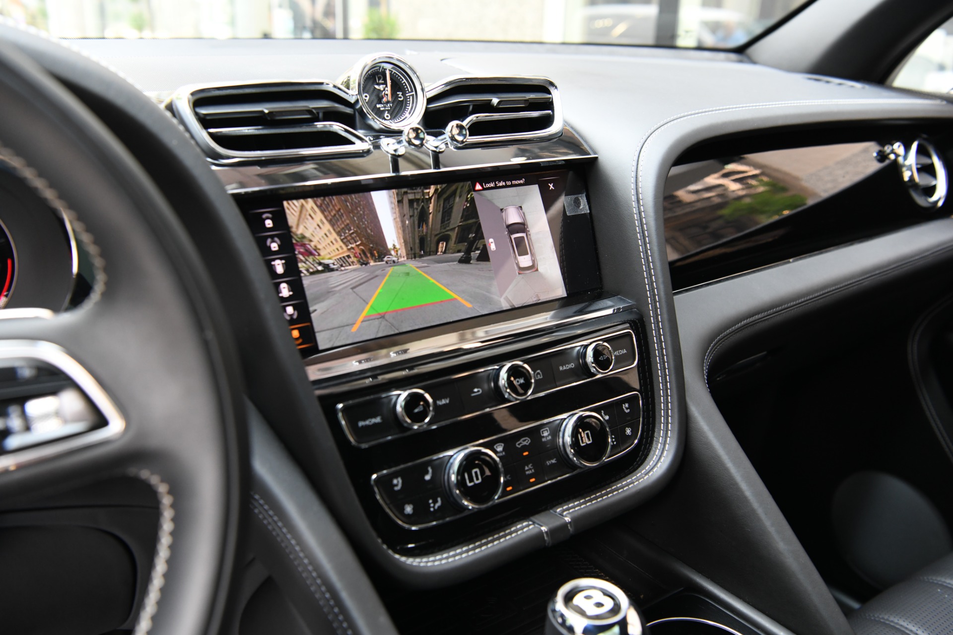 New 2021 Bentley Bentayga V8 | St. Petersburg, FL