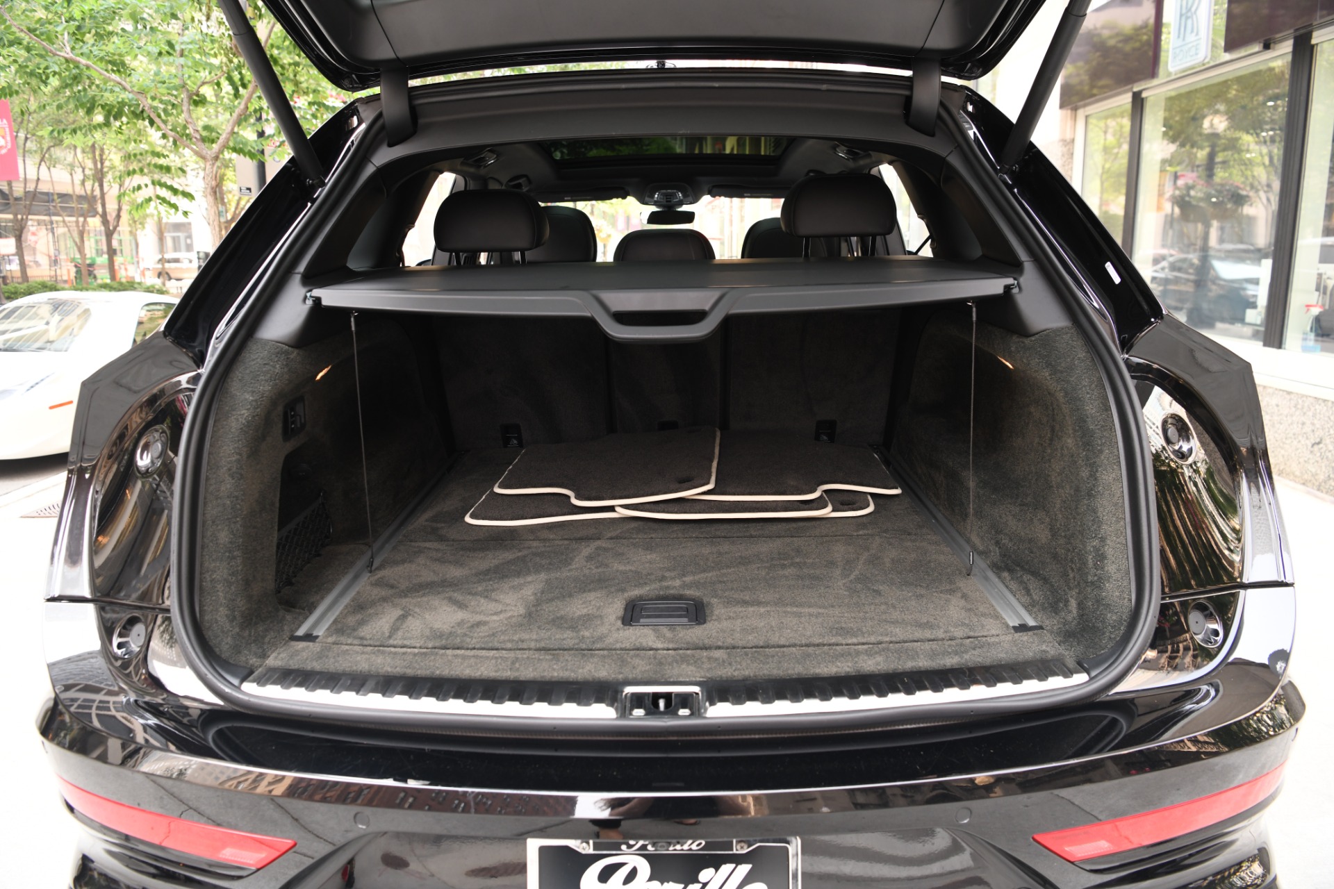 New 2021 Bentley Bentayga V8 | St. Petersburg, FL