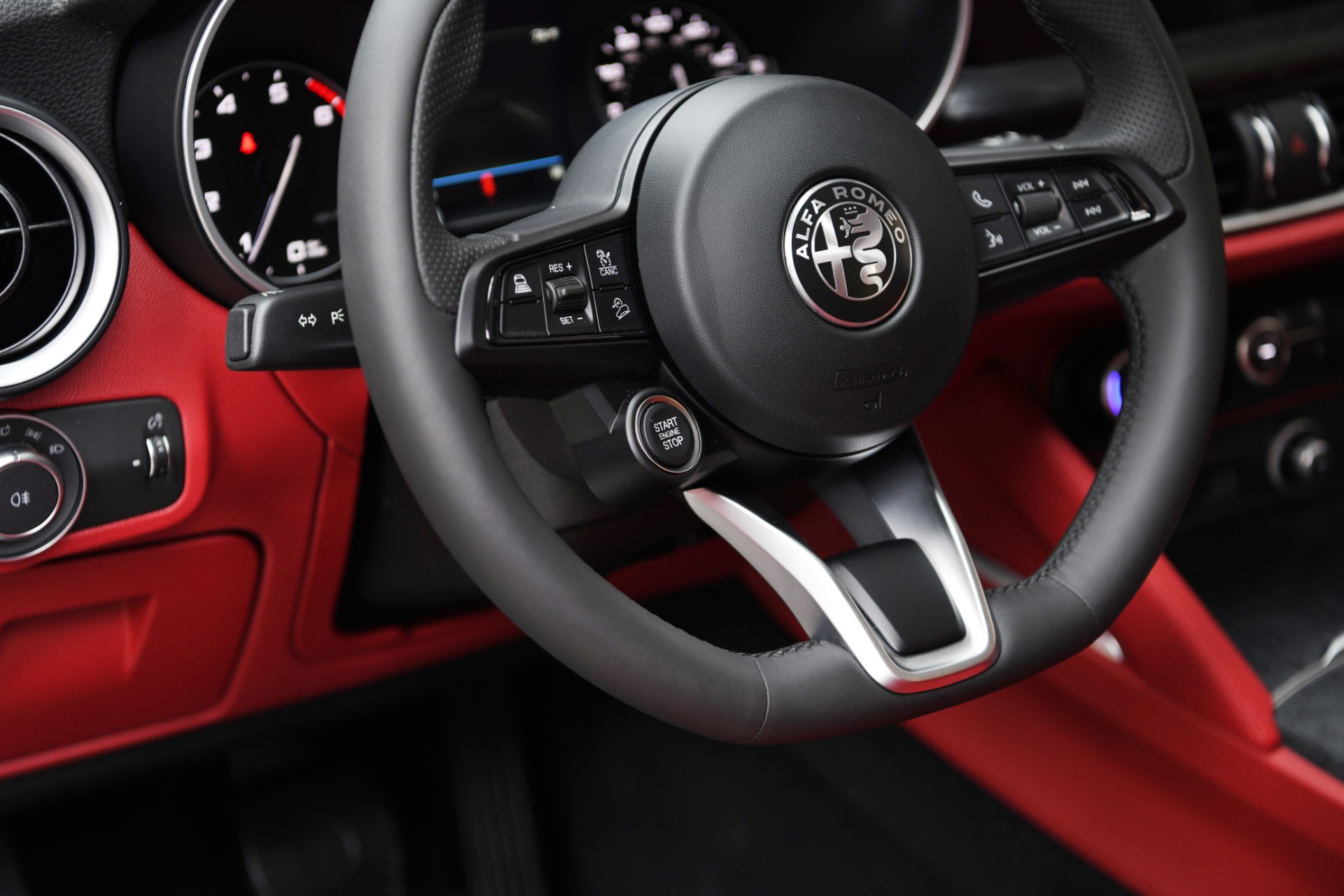 New 2021 Alfa Romeo Stelvio Sprint | St. Petersburg, FL