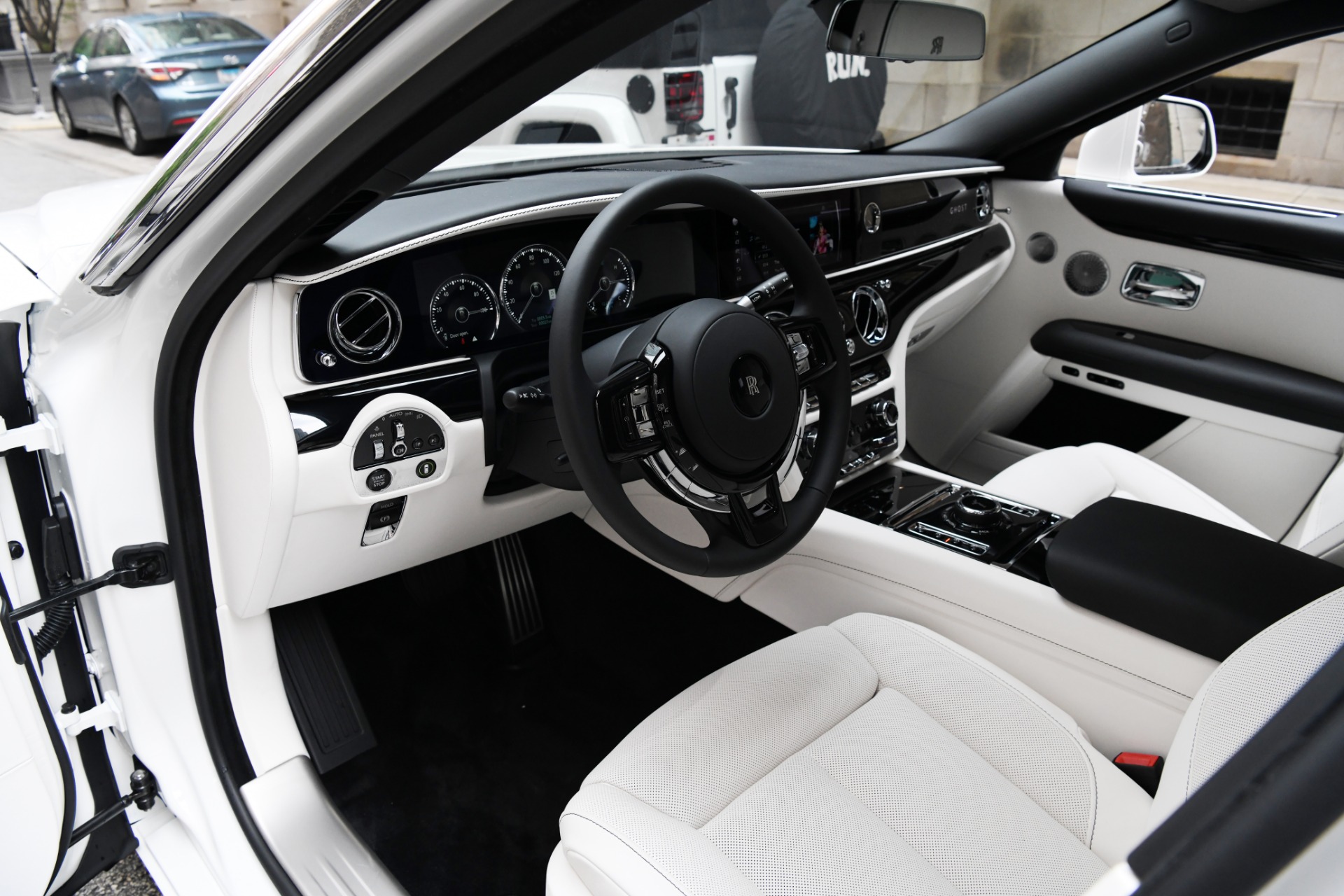 New 2021 Rolls-Royce Ghost | St. Petersburg, FL