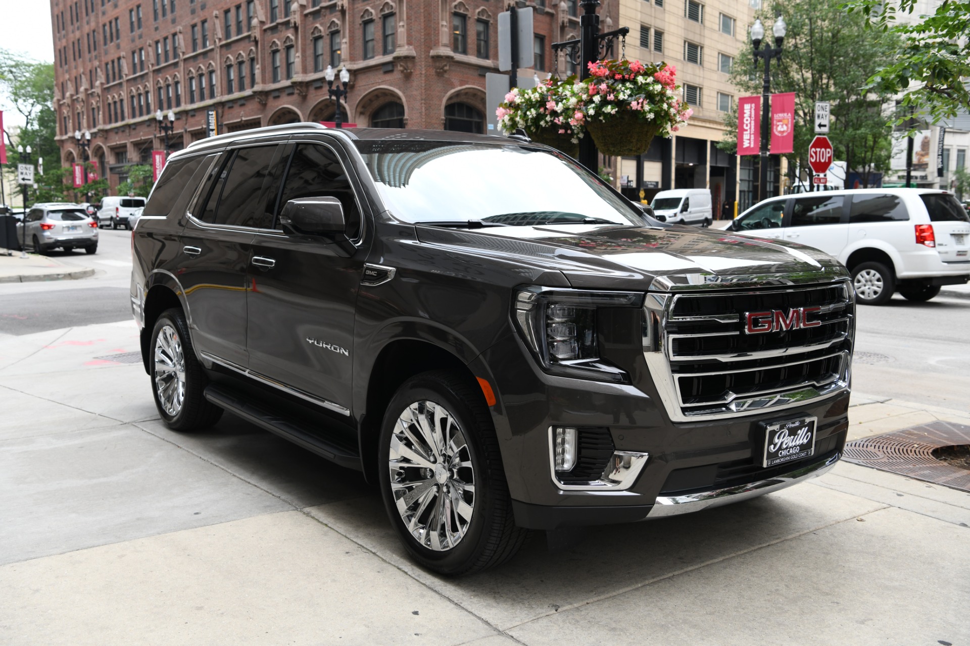 2021 GMC Yukon SLT Stock 89005 for sale near Chicago, IL IL GMC Dealer