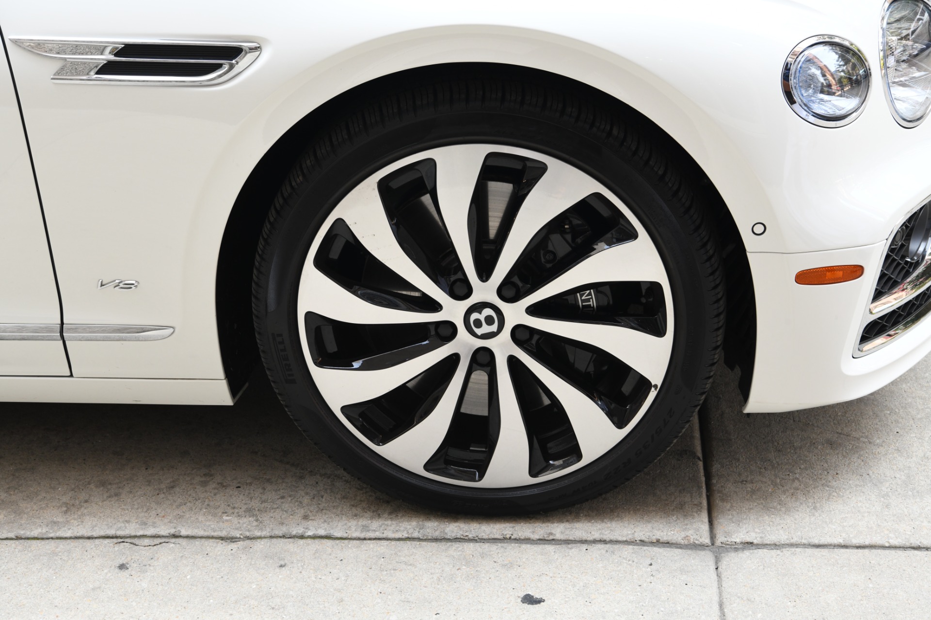 Used 2021 Bentley Flying Spur V8 | St. Petersburg, FL