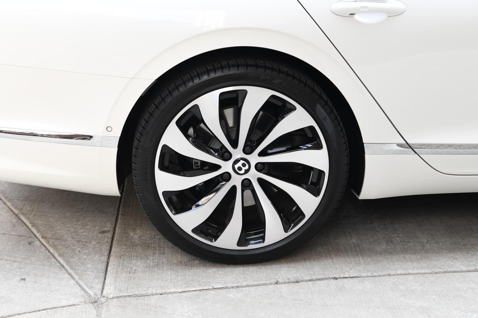 Used 2021 Bentley Flying Spur V8 | St. Petersburg, FL