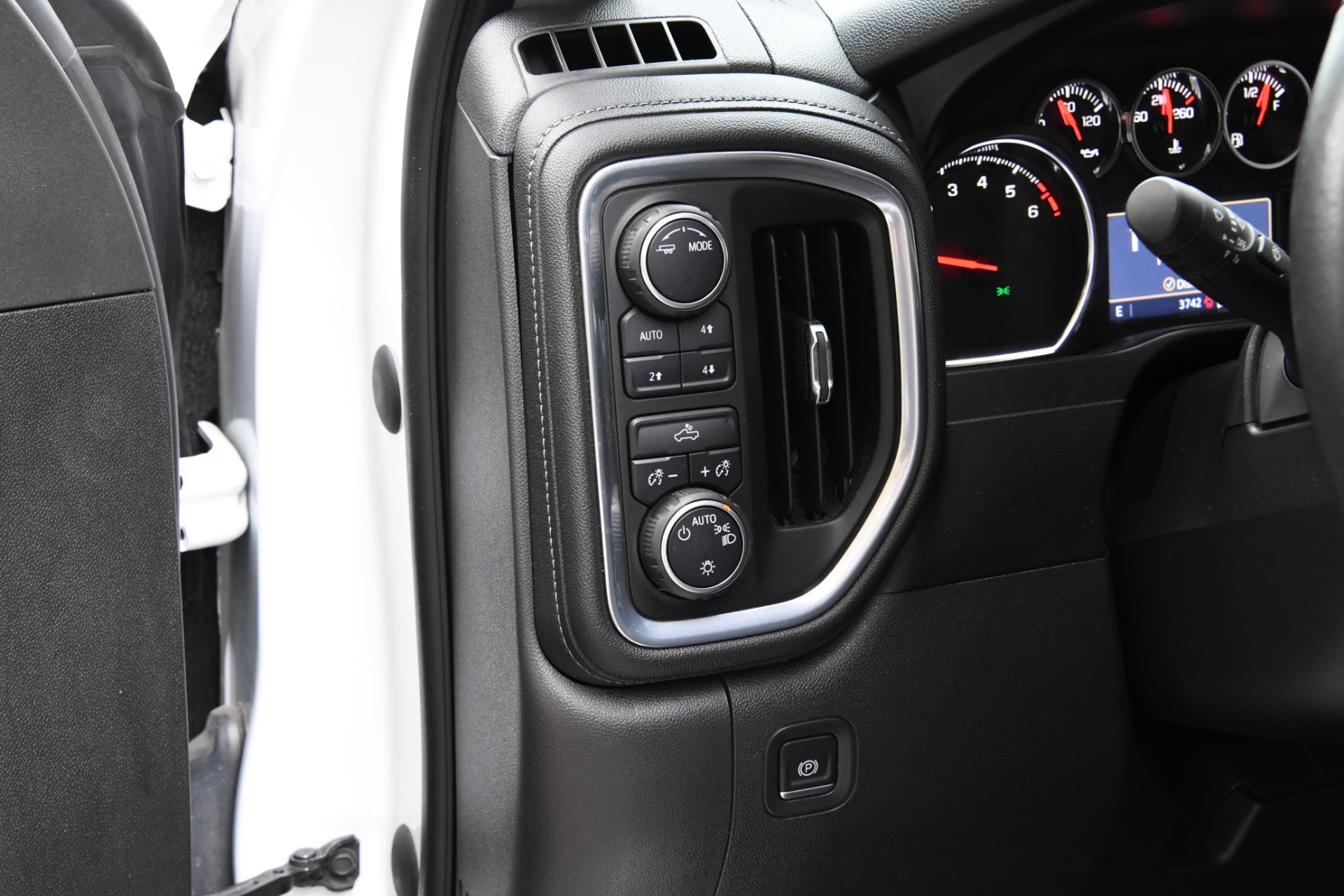 Used 2021 Chevrolet Silverado 1500 LT | St. Petersburg, FL