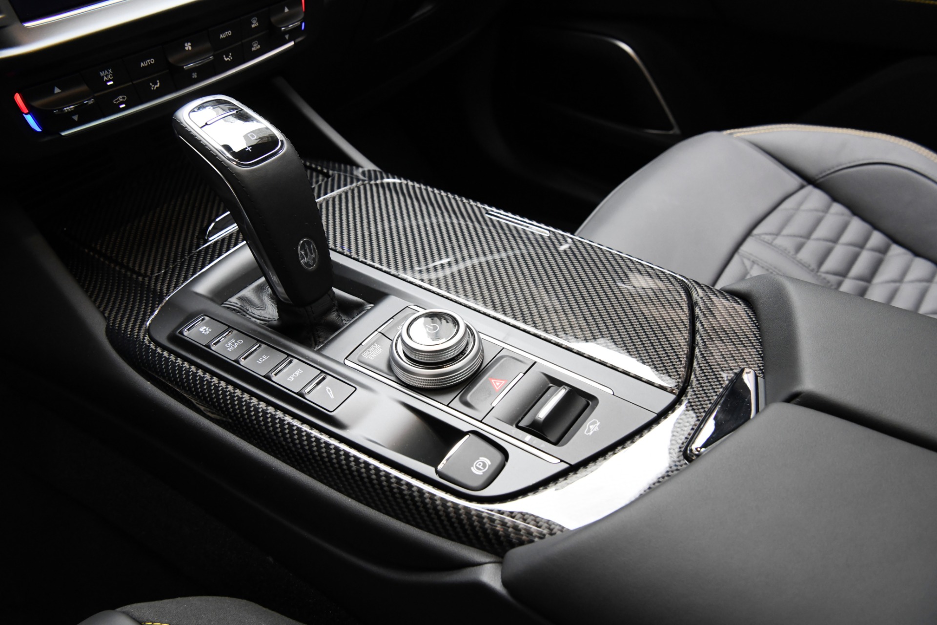 New 2022 Maserati Levante Levante | St. Petersburg, FL