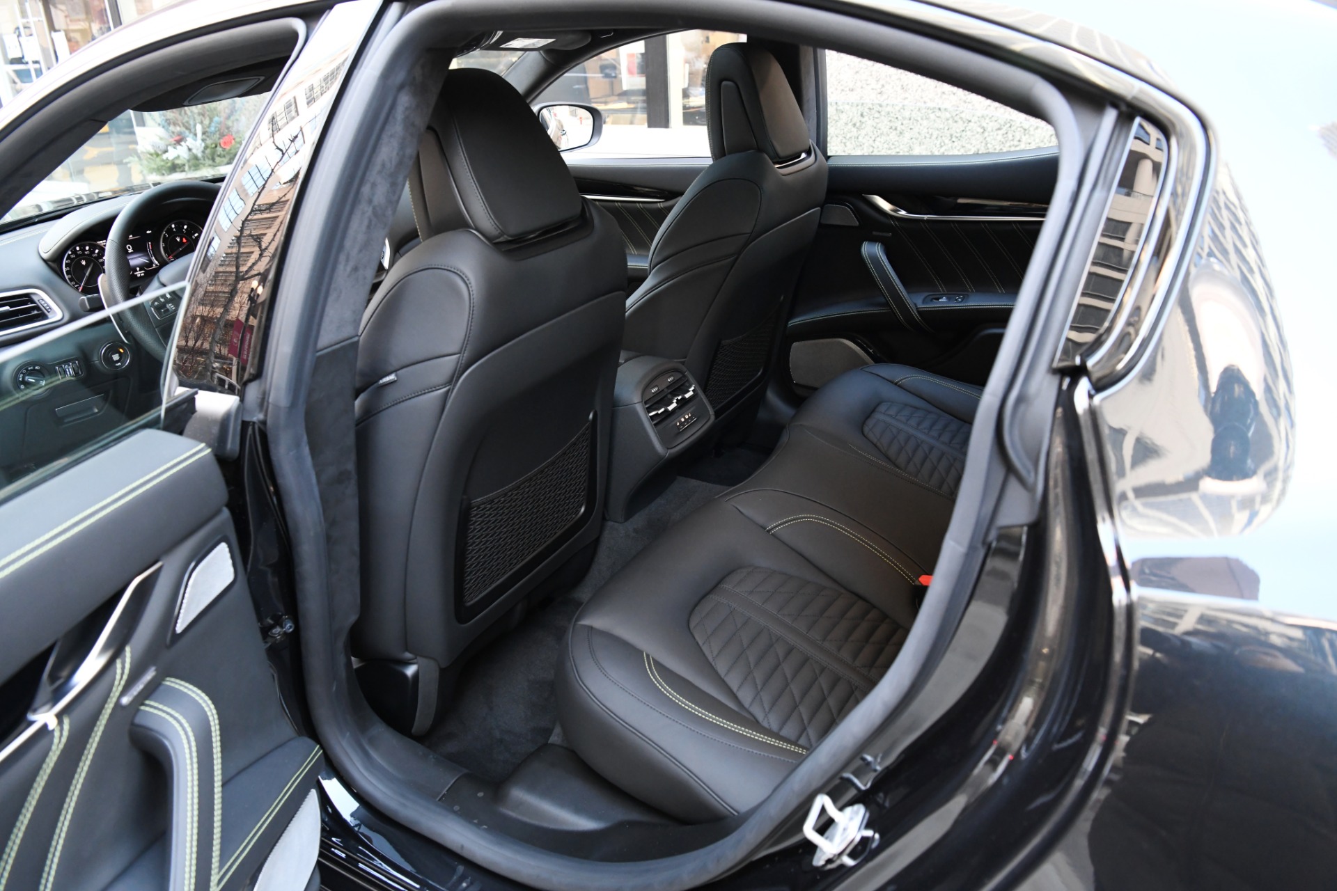 New 2022 Maserati Ghibli Modena Q4 | St. Petersburg, FL
