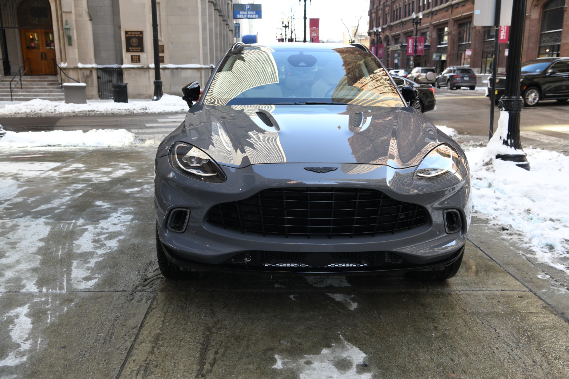 Used 2021 Aston Martin DBX  | Chicago, IL