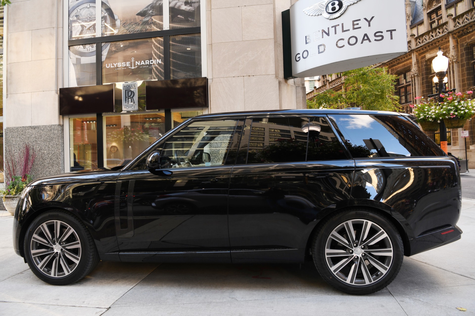 Used 2023 Land Rover Range Rover P400 SE For Sale (Sold