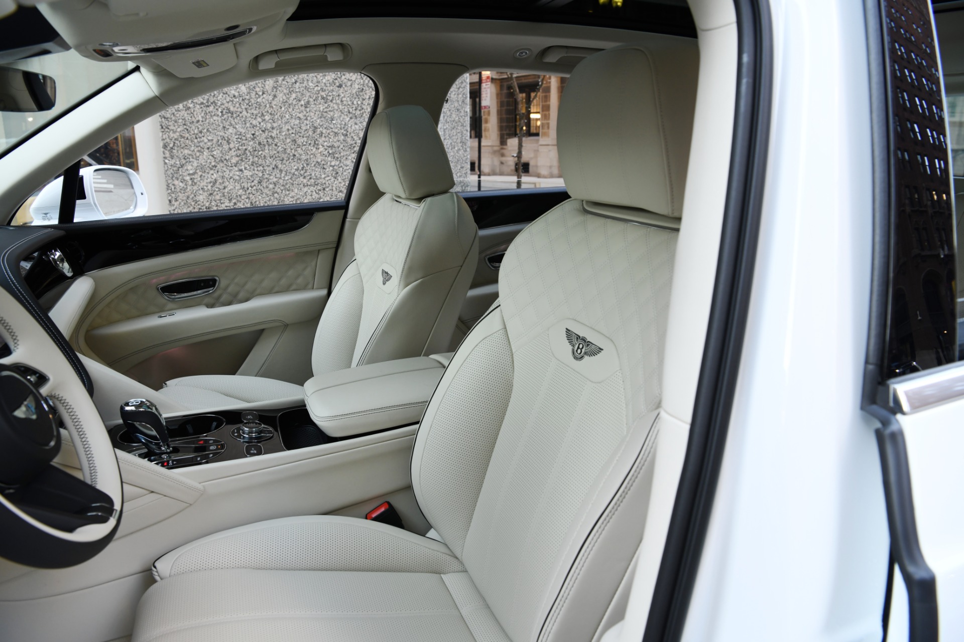 New 2022 Bentley Bentayga V8 For Sale (Sold) | Bentley Gold
