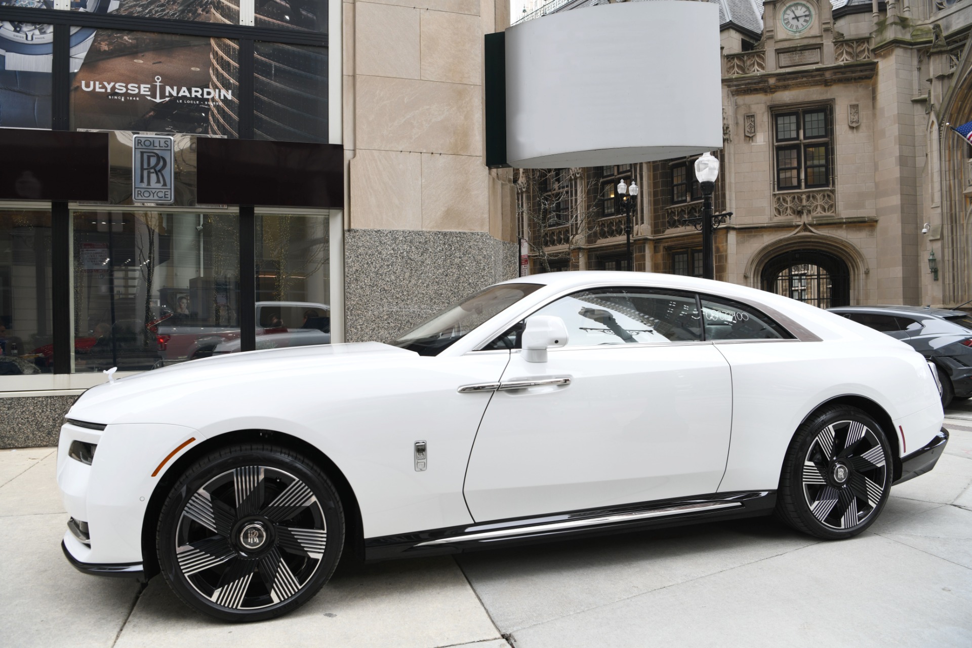 Motors finest Rolls Royce Bentley 洋書 Rolls-Royce Motor Cars: Making a Legend: Van Booy, Simon