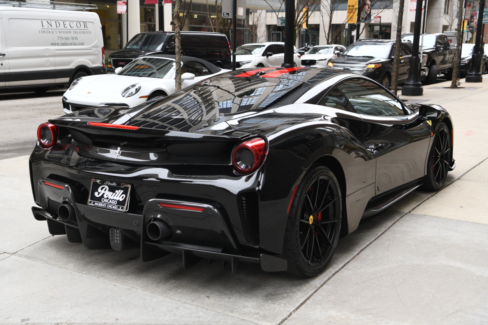 Ferrari488SPDです Ferrari 488 Spyder looking sharp on 21/22” Carbon Fiber RS4