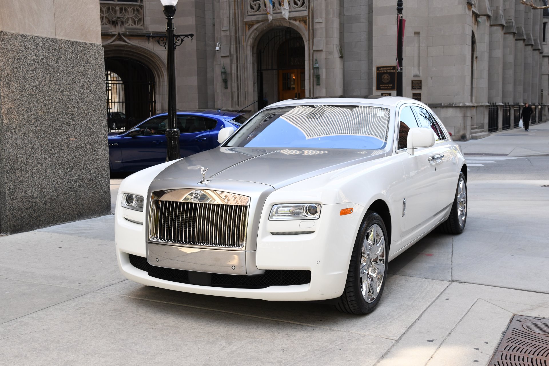 2011 Rolls-Royce Ghost Specs, Price, MPG & Reviews