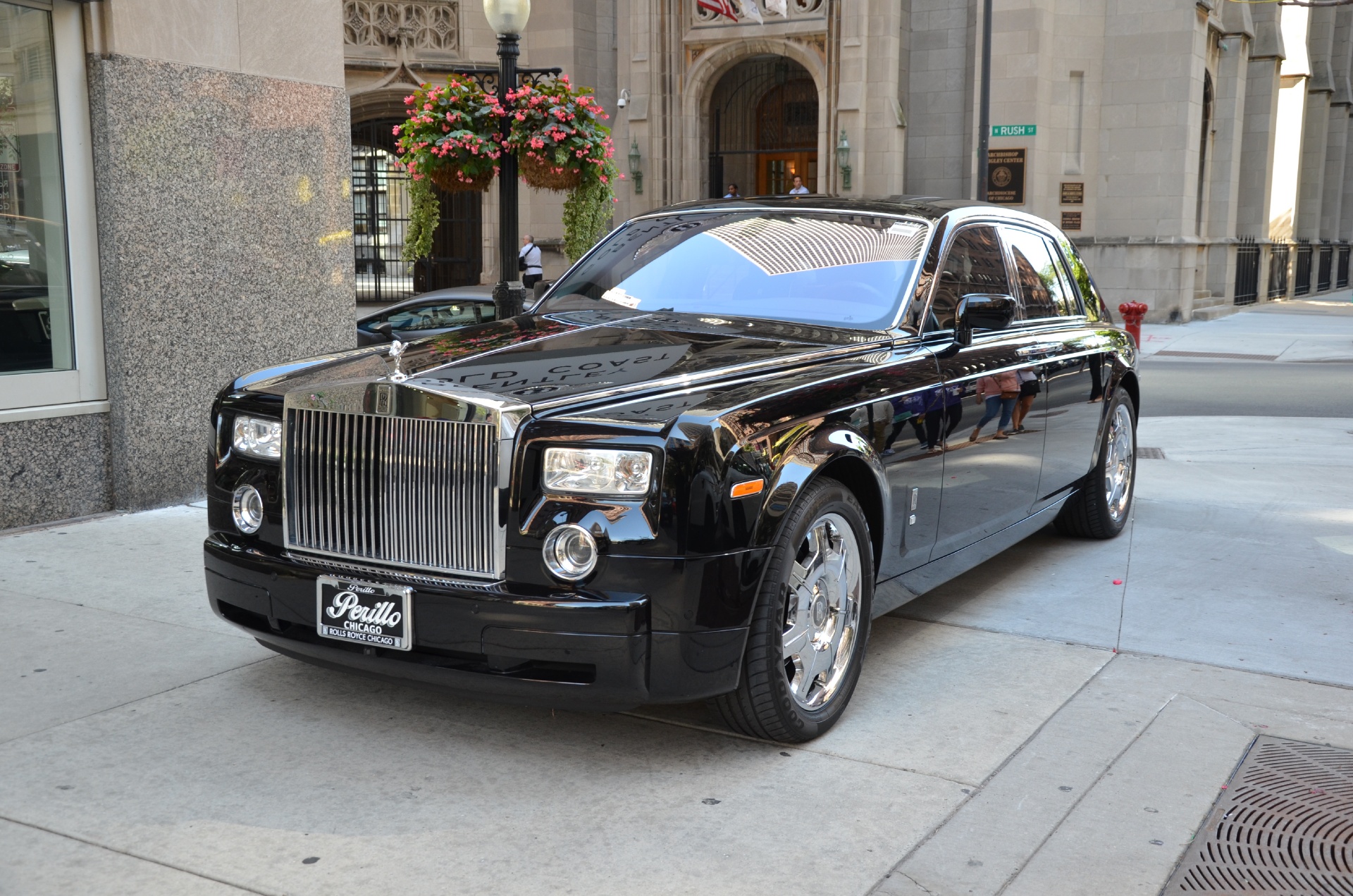 2008 RollsRoyce Phantom Review Trims Specs Price New Interior  Features Exterior Design and Specifications  CarBuzz