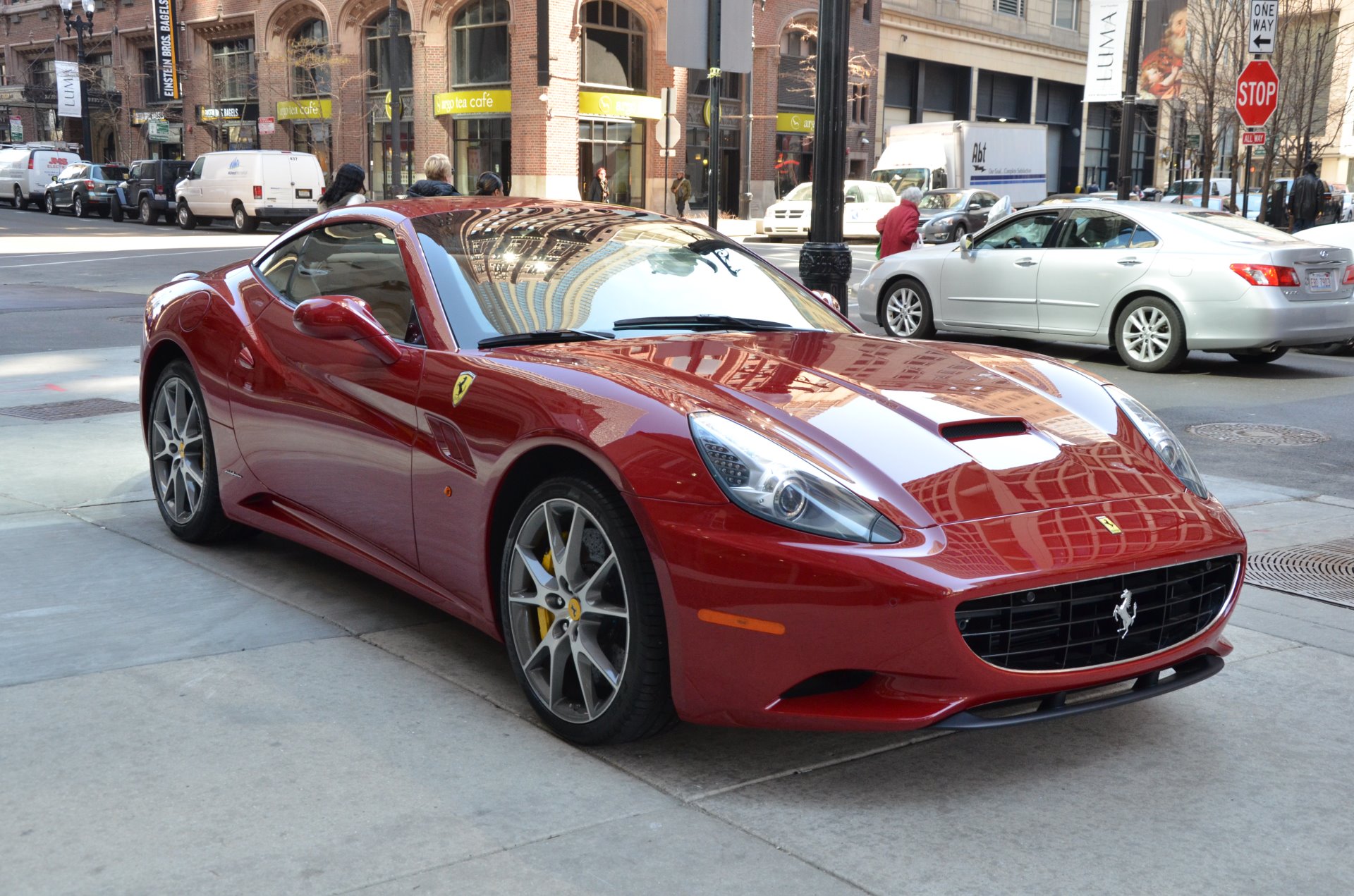 Ferrari California カタログ Ferrari California (2008) - Ferrari.com