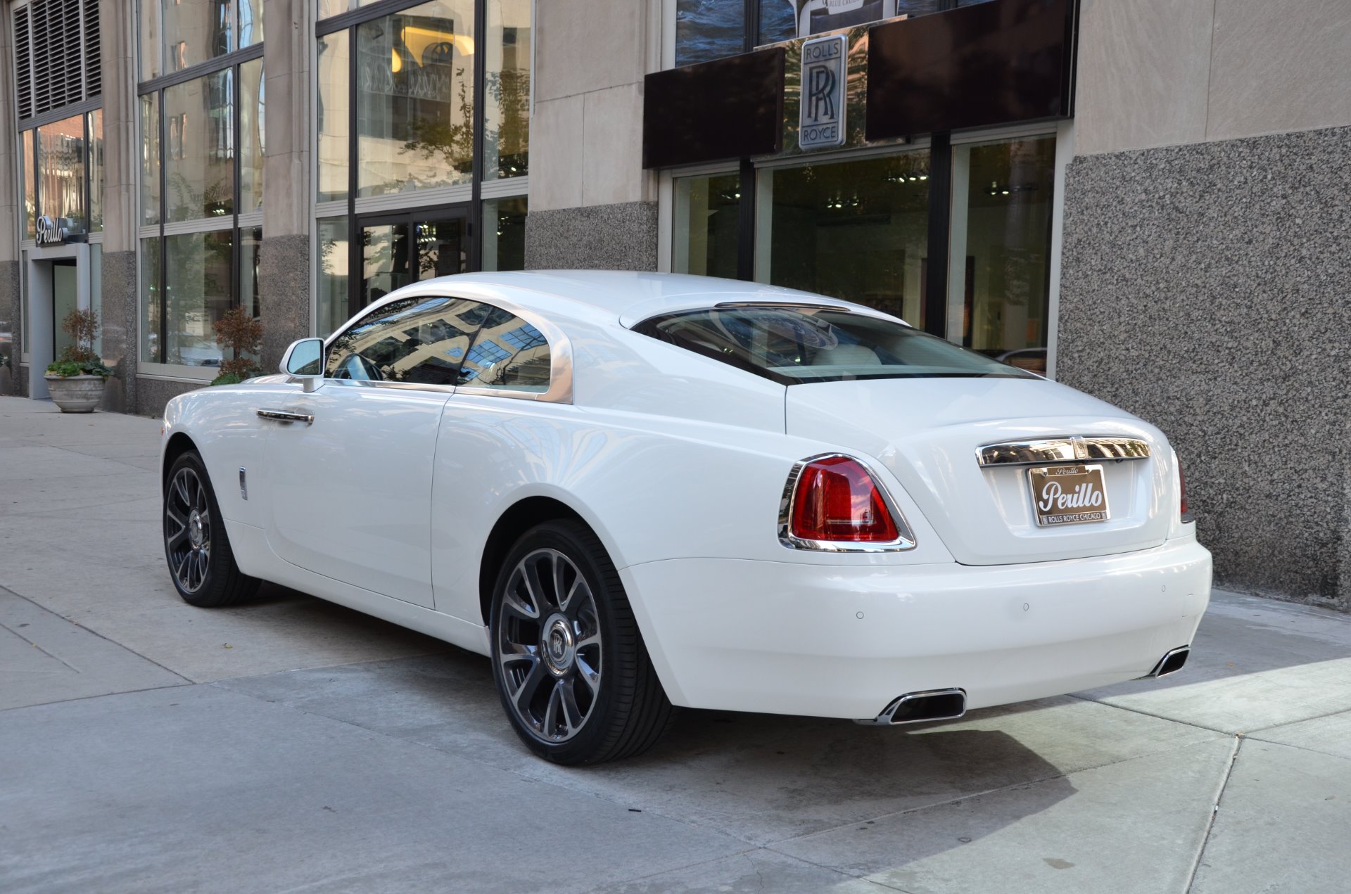 2017 RollsRoyce Wraith Facelift Spy Shots  GTspirit