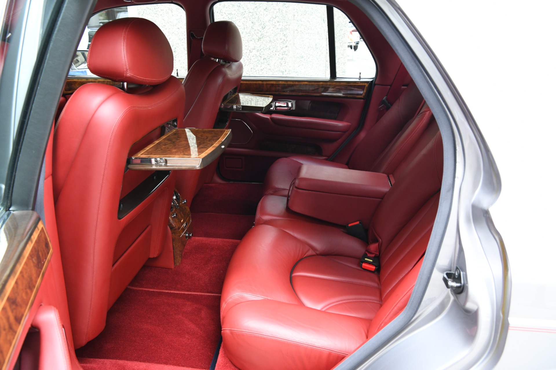 2002 ROLLSROYCE SILVER SERAPH 4 DOOR SEDAN