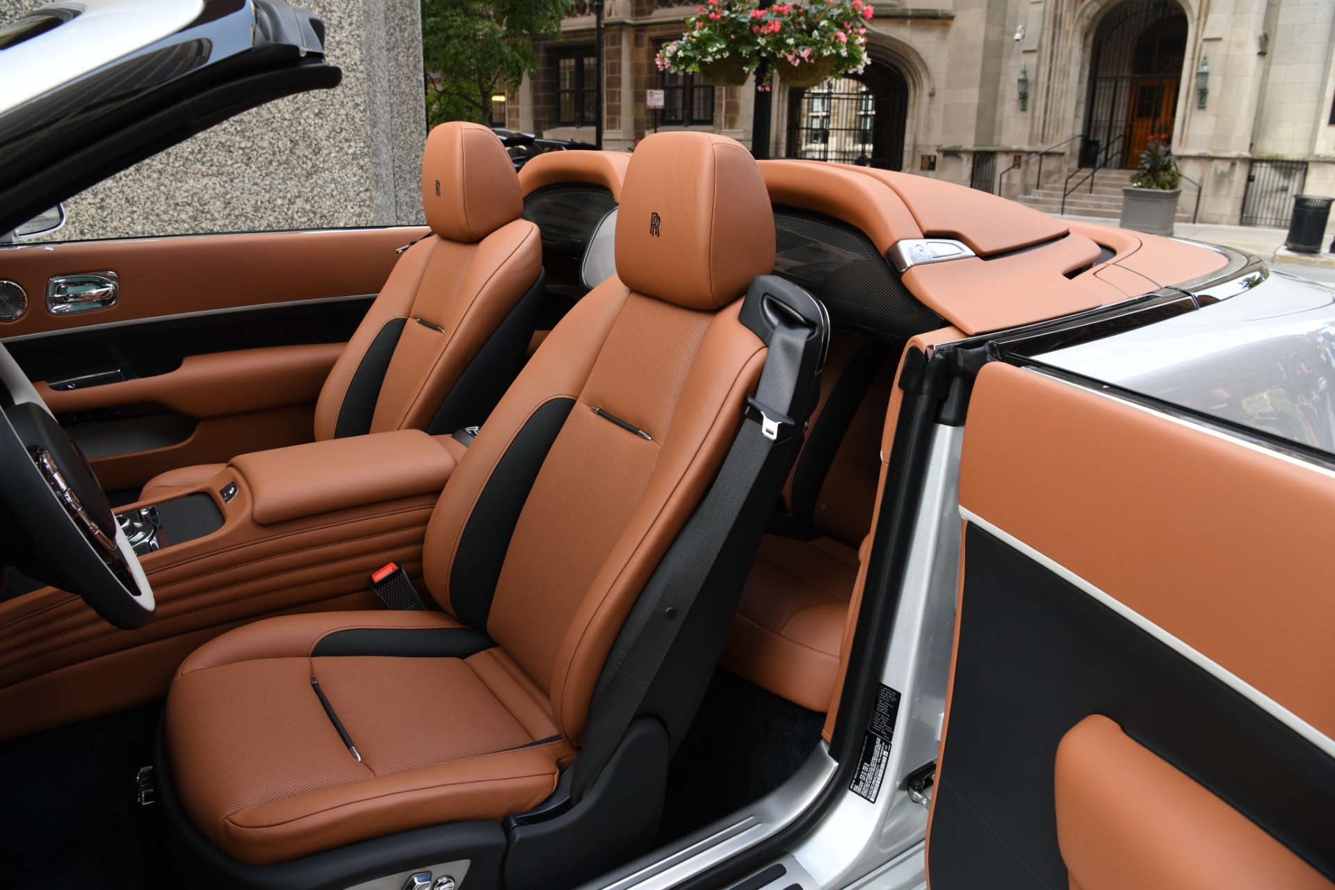 RollsRoyce trình làng Phantom VIII Series 2 giá về Việt Nam không dưới 80  tỷ đồng  CafeAutoVn