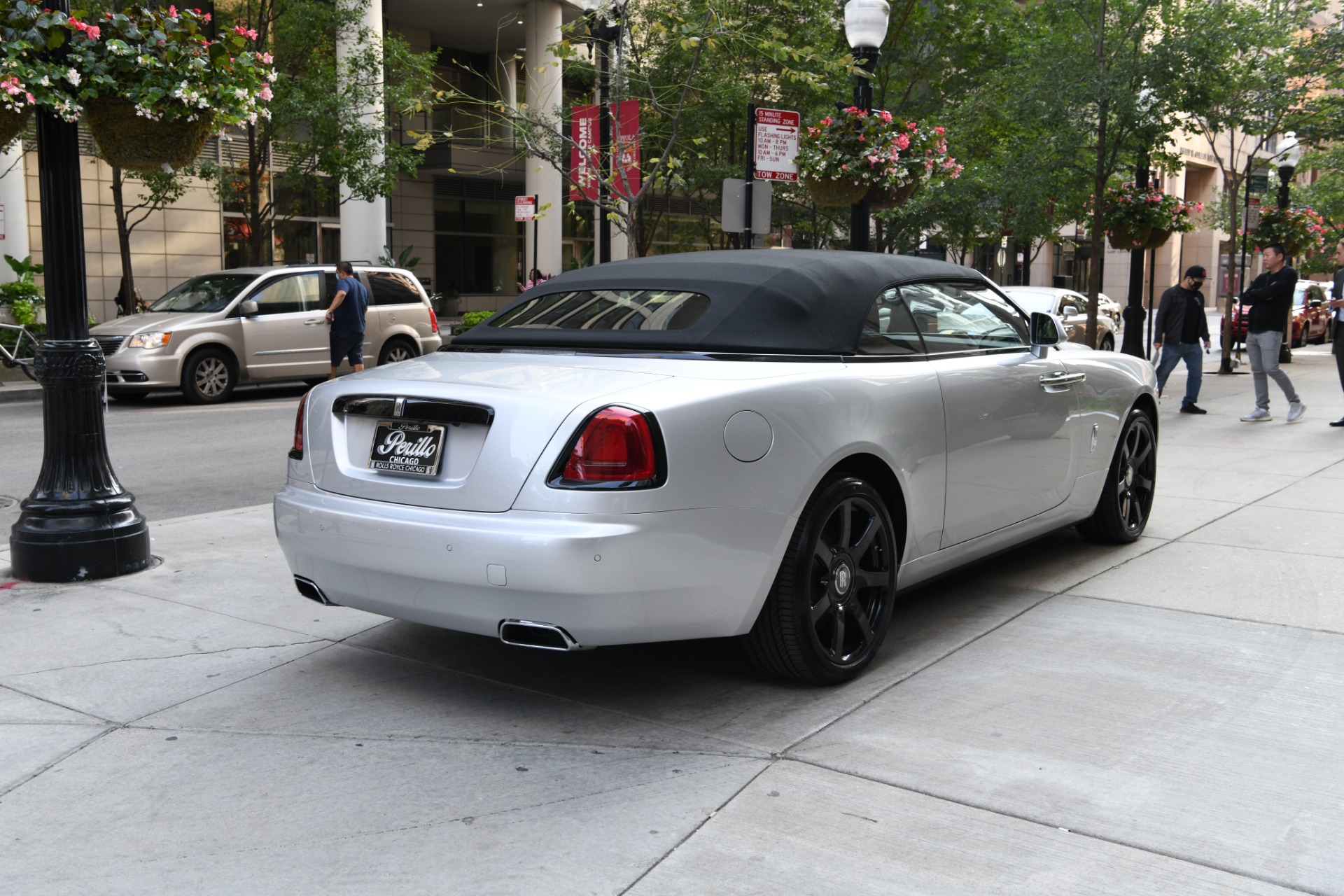 RollsRoyce Dawn Black Badge  18 Tháng bảy 2021  Autogespot
