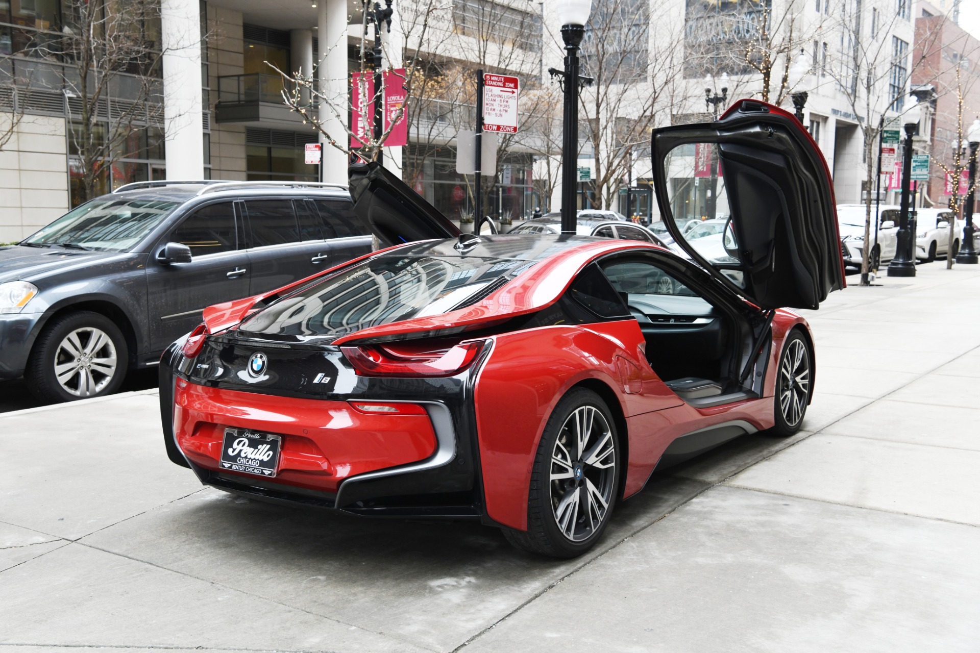 Used 2017 BMW i8 GIGA WORLD For Sale (Sold) | Bentley Gold Coast Chicago  Stock #GC-SB-I8