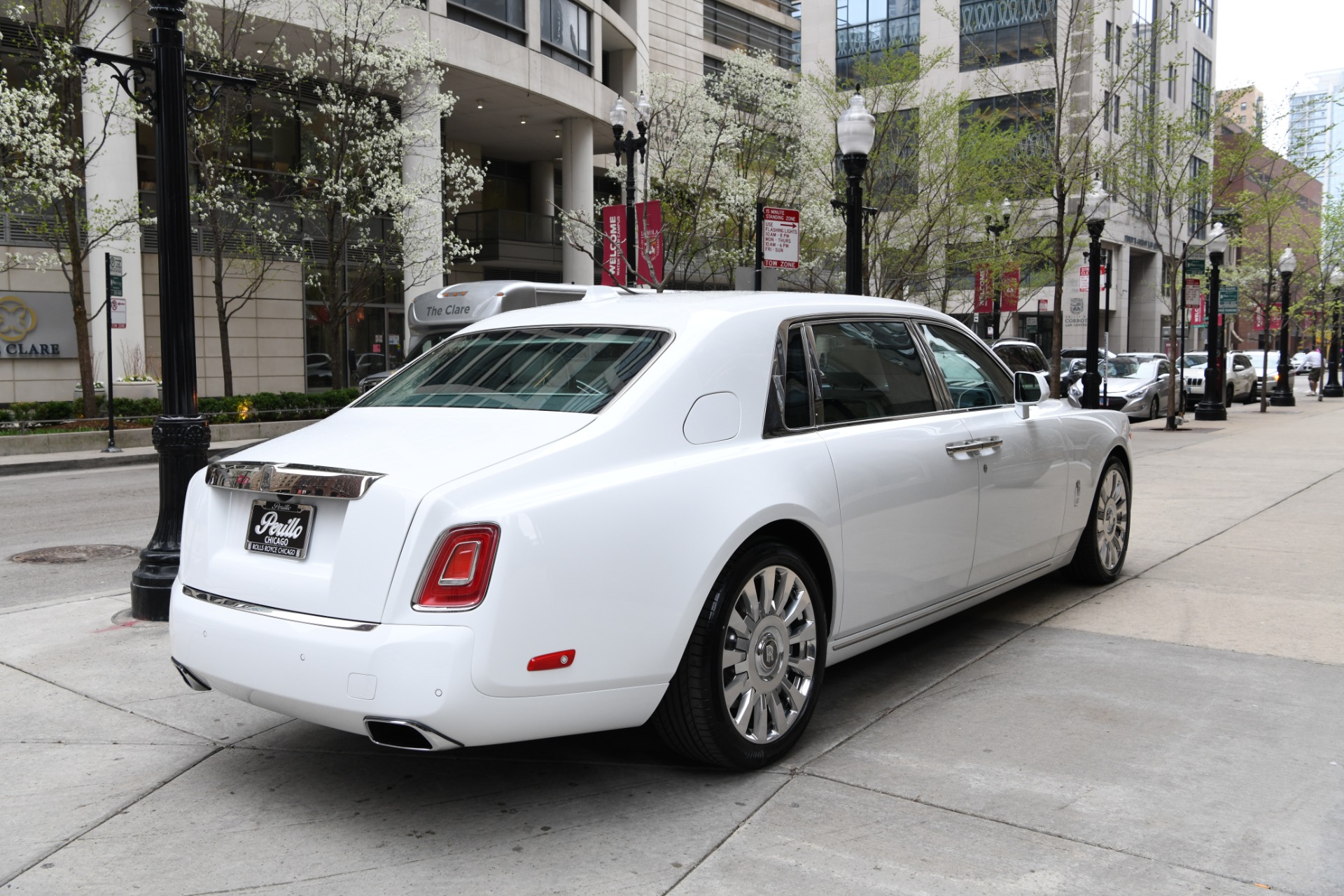 Driven: 2021 Rolls-Royce Ghost Extended Is a Baby Phantom With Big  Ambitions - autoevolution