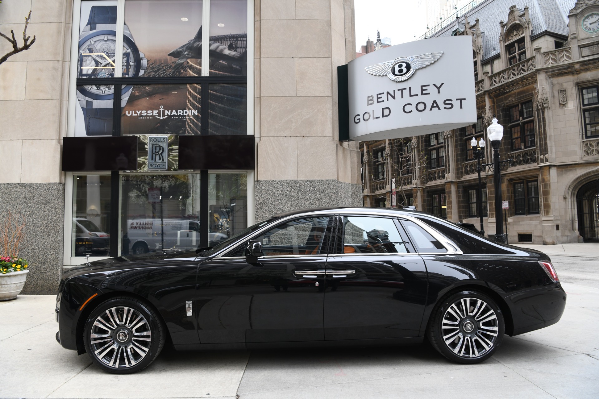 Motors finest Rolls Royce Bentley 洋書 Motors finest Rolls Royce Bentley 洋書 Rolls-Royce & Bentley